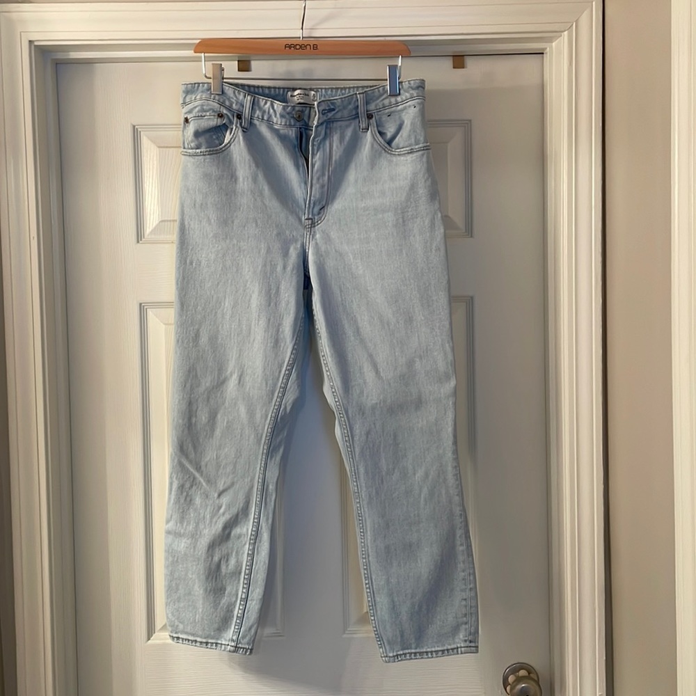 High Rise Skinny Light Wash Jean